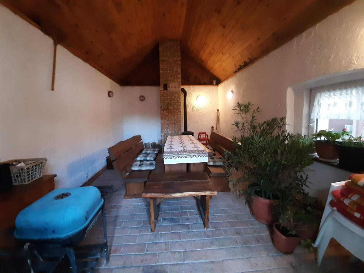 Ardo Vendeghaz Apartment Sarospatak Exterior photo